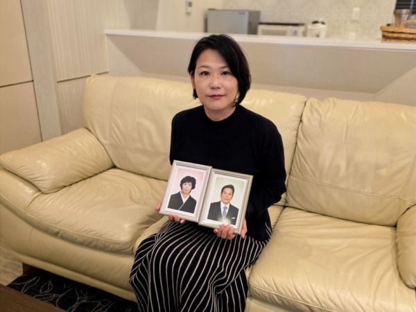 明るい会場と湯灌の儀が、両親と家族をひとつに繋いでくれました